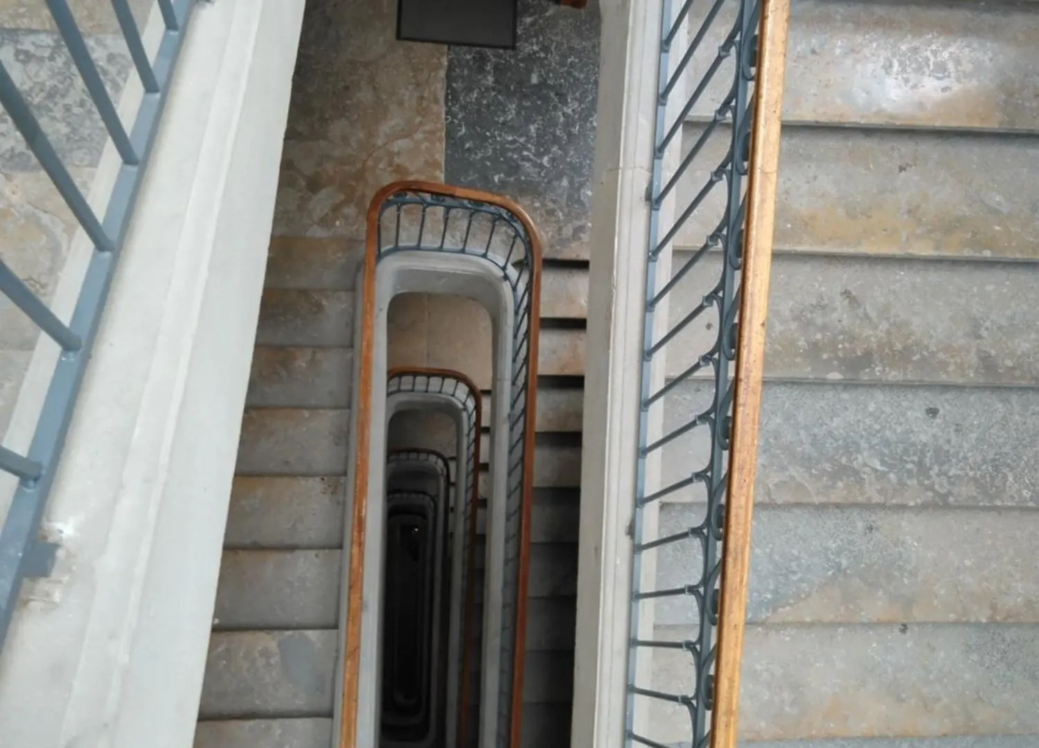 Tiny Duplex Climatise Apartment Lyon 0*,  France